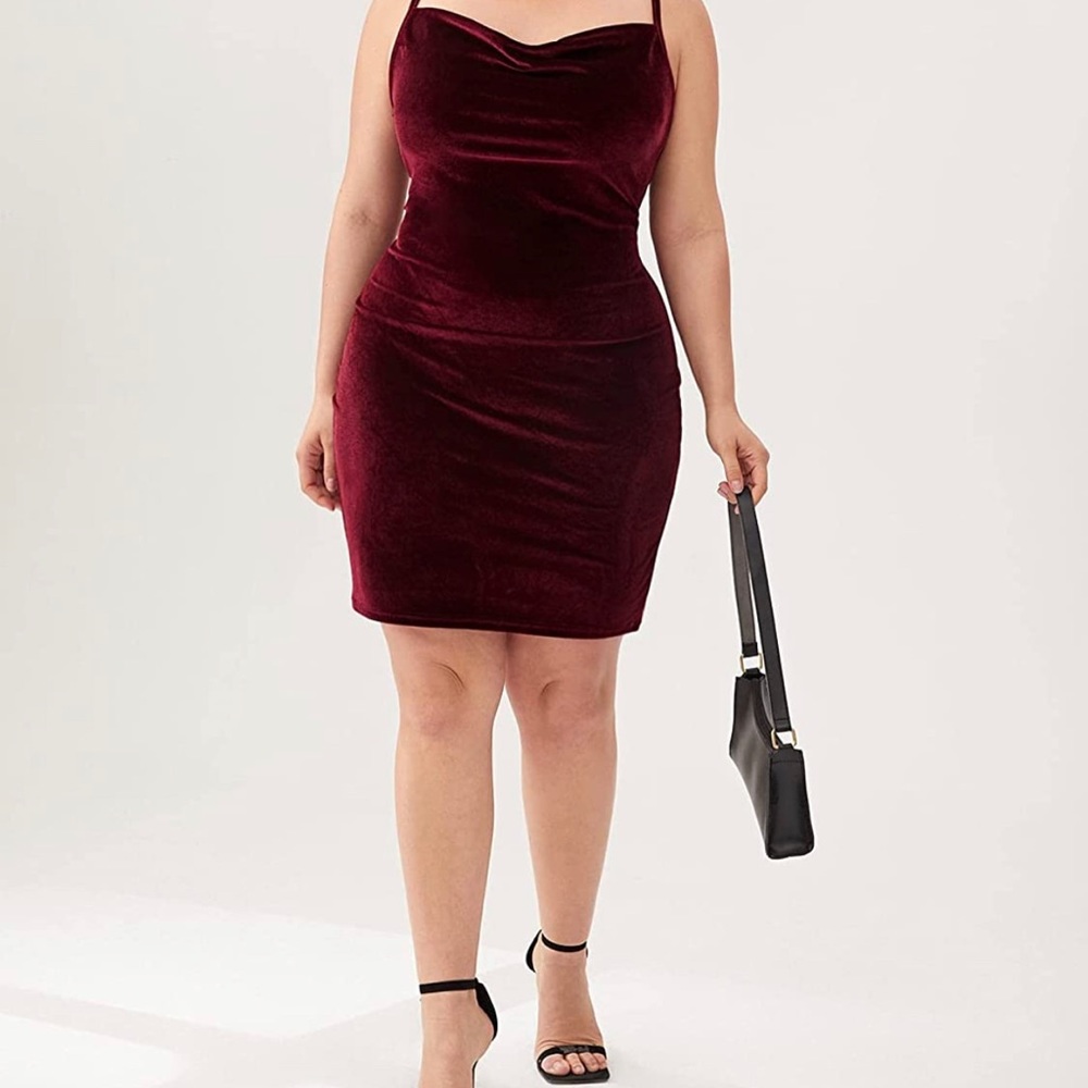Women plus size strap dress